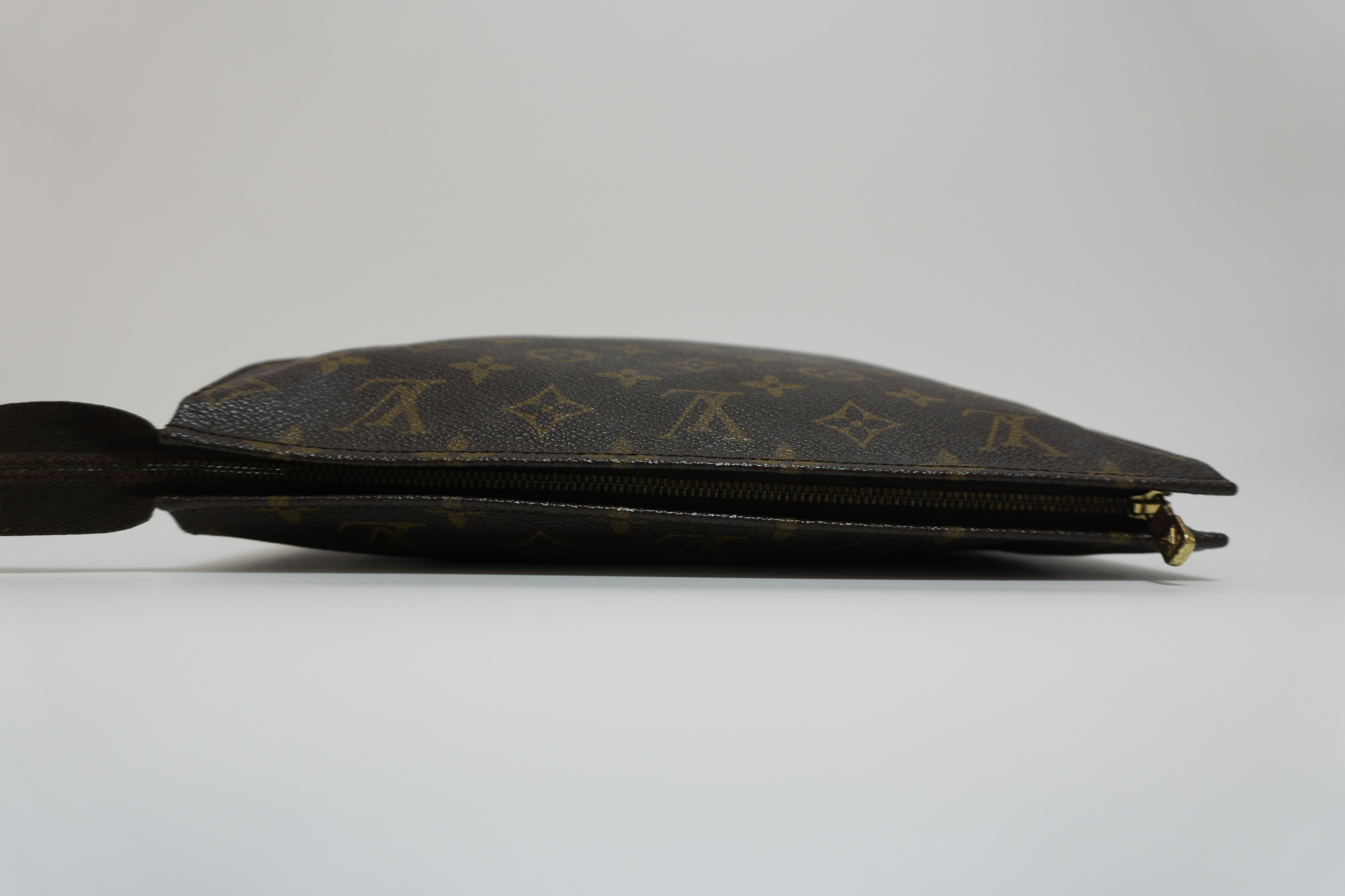 Louis Vuitton Monogram Toiletry 26 Pouch Used