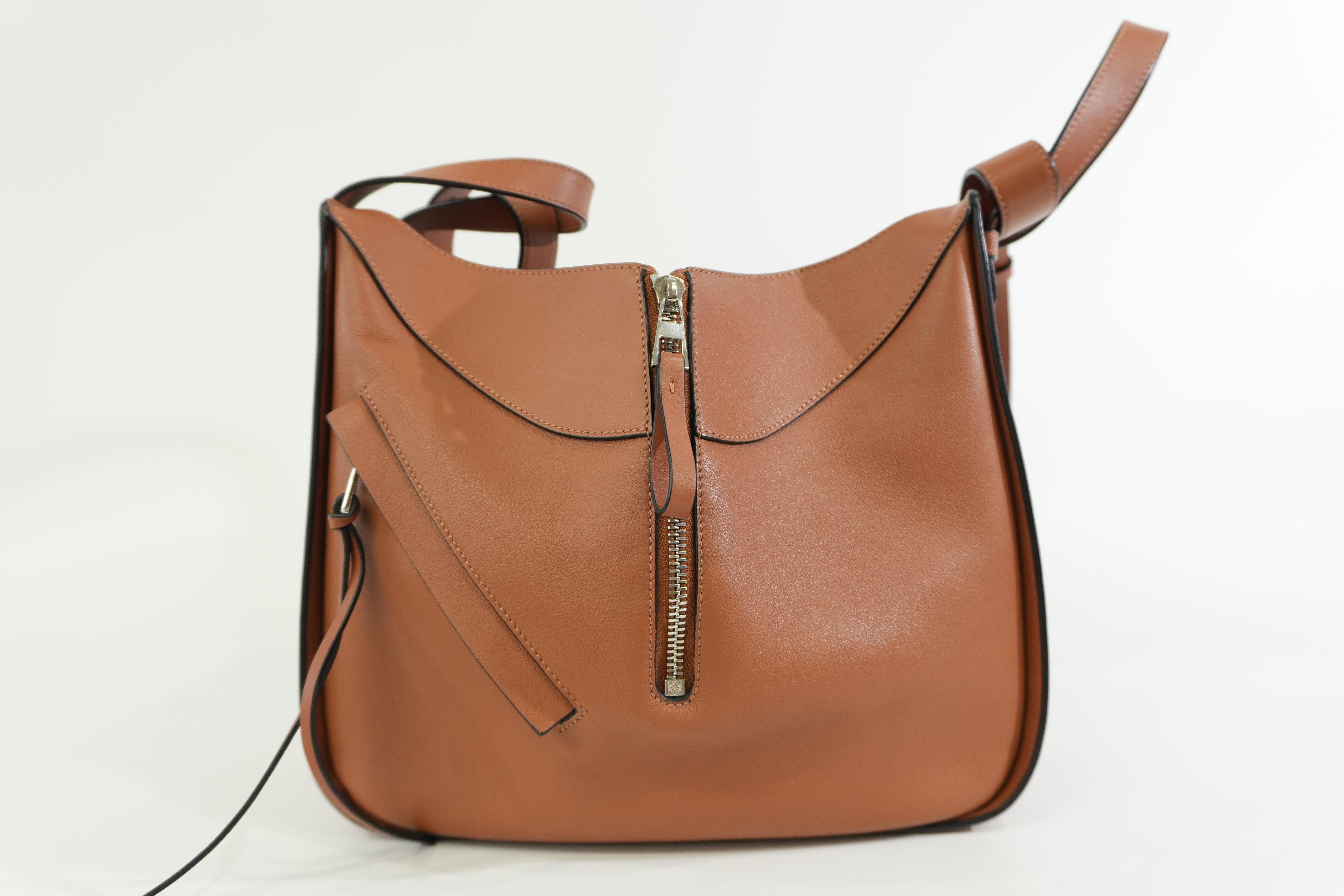 Pre-owned Loewe Hammock Shoulder Bag Brown