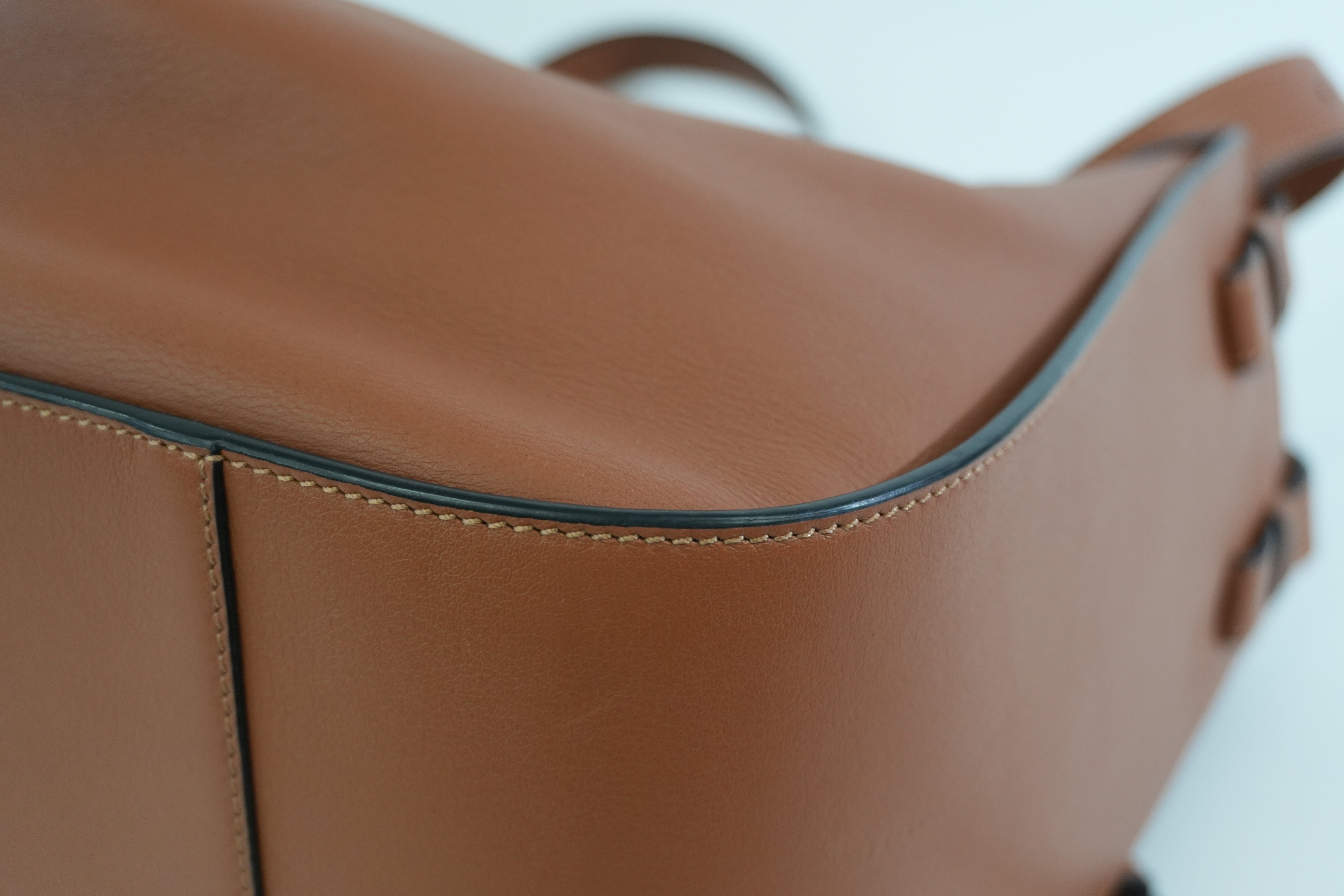 Pre-owned Loewe Hammock Shoulder Bag Brown