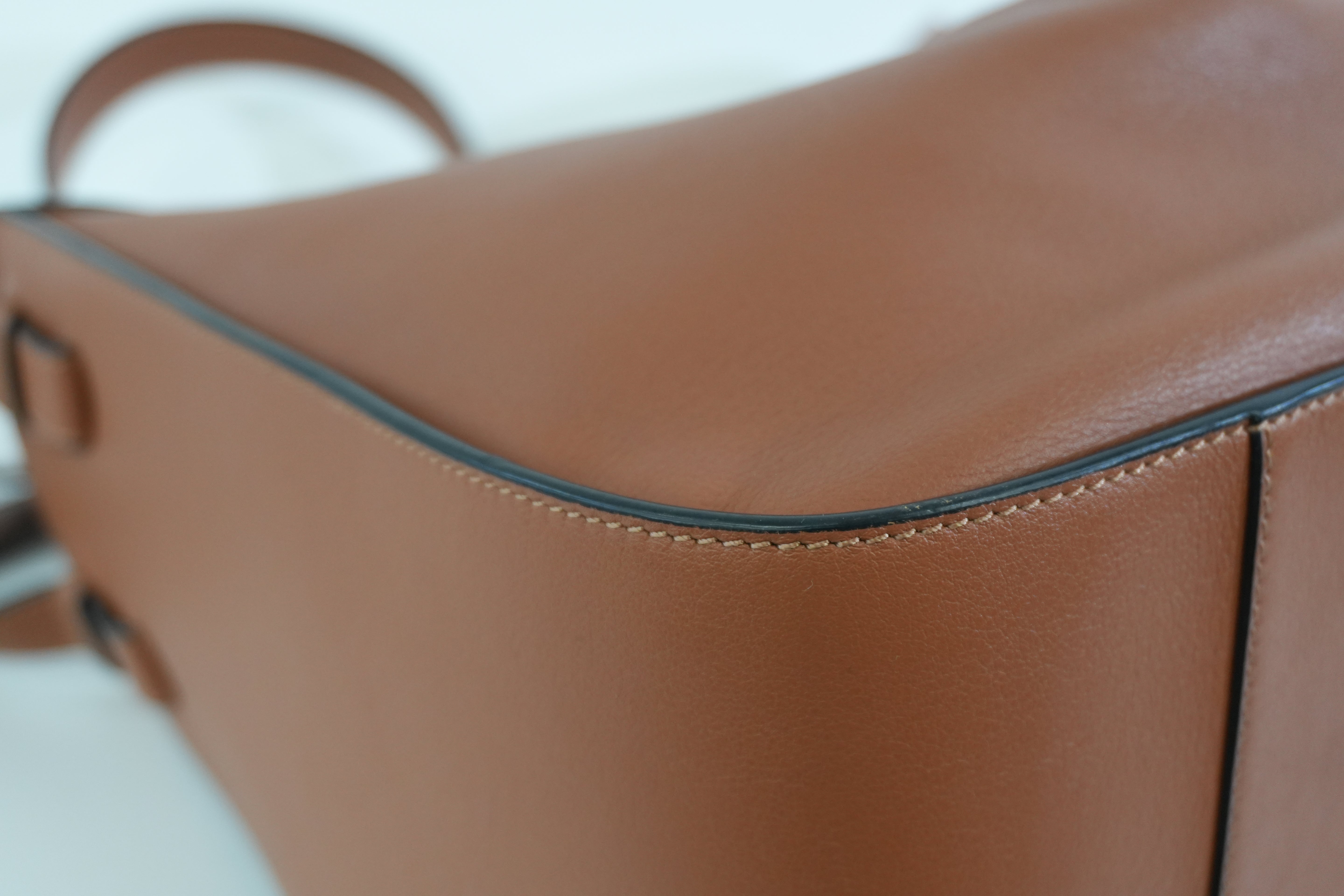 Pre-owned Loewe Hammock Shoulder Bag Brown