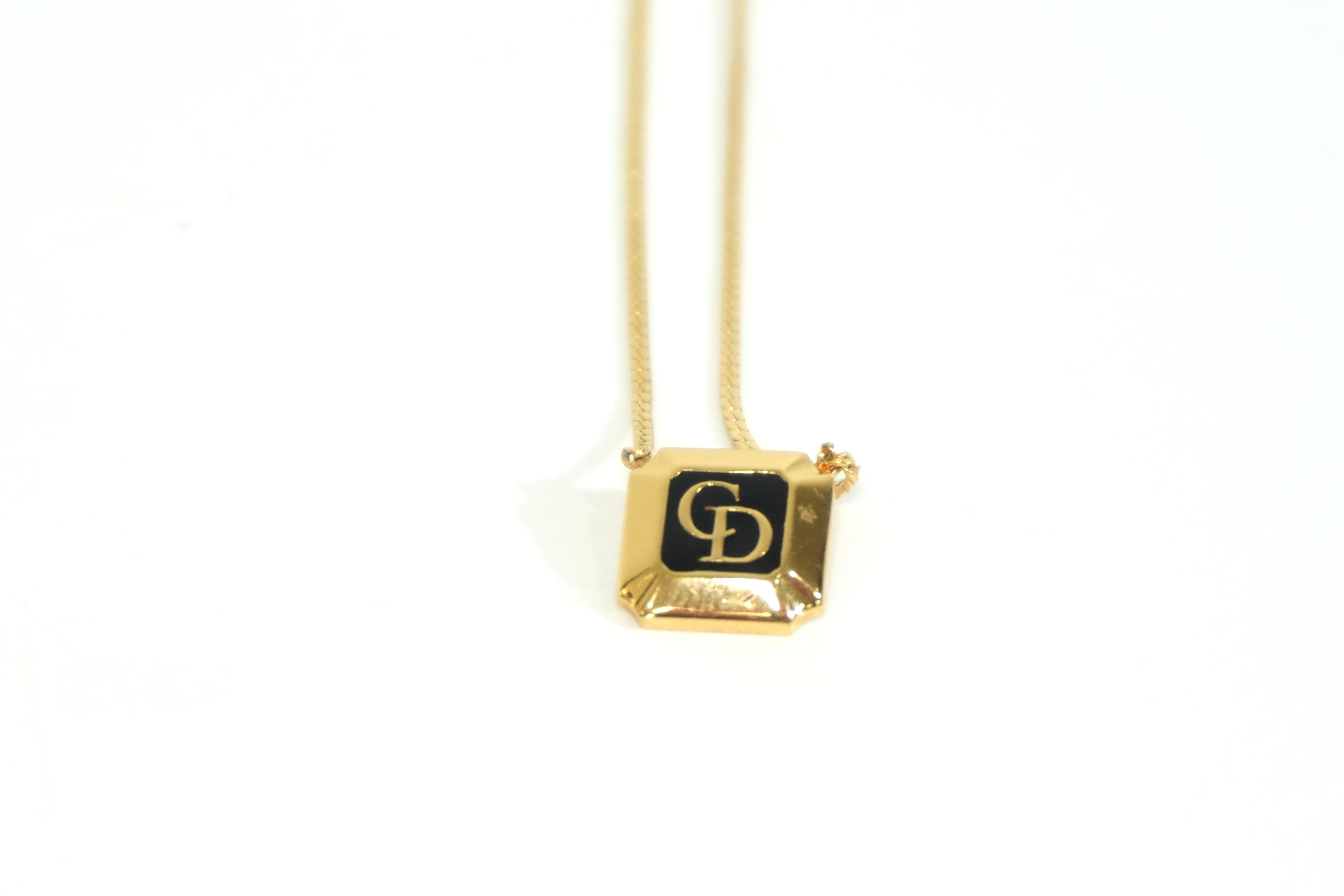 Pre-owned Dior CD Logo Necklace Gold tone