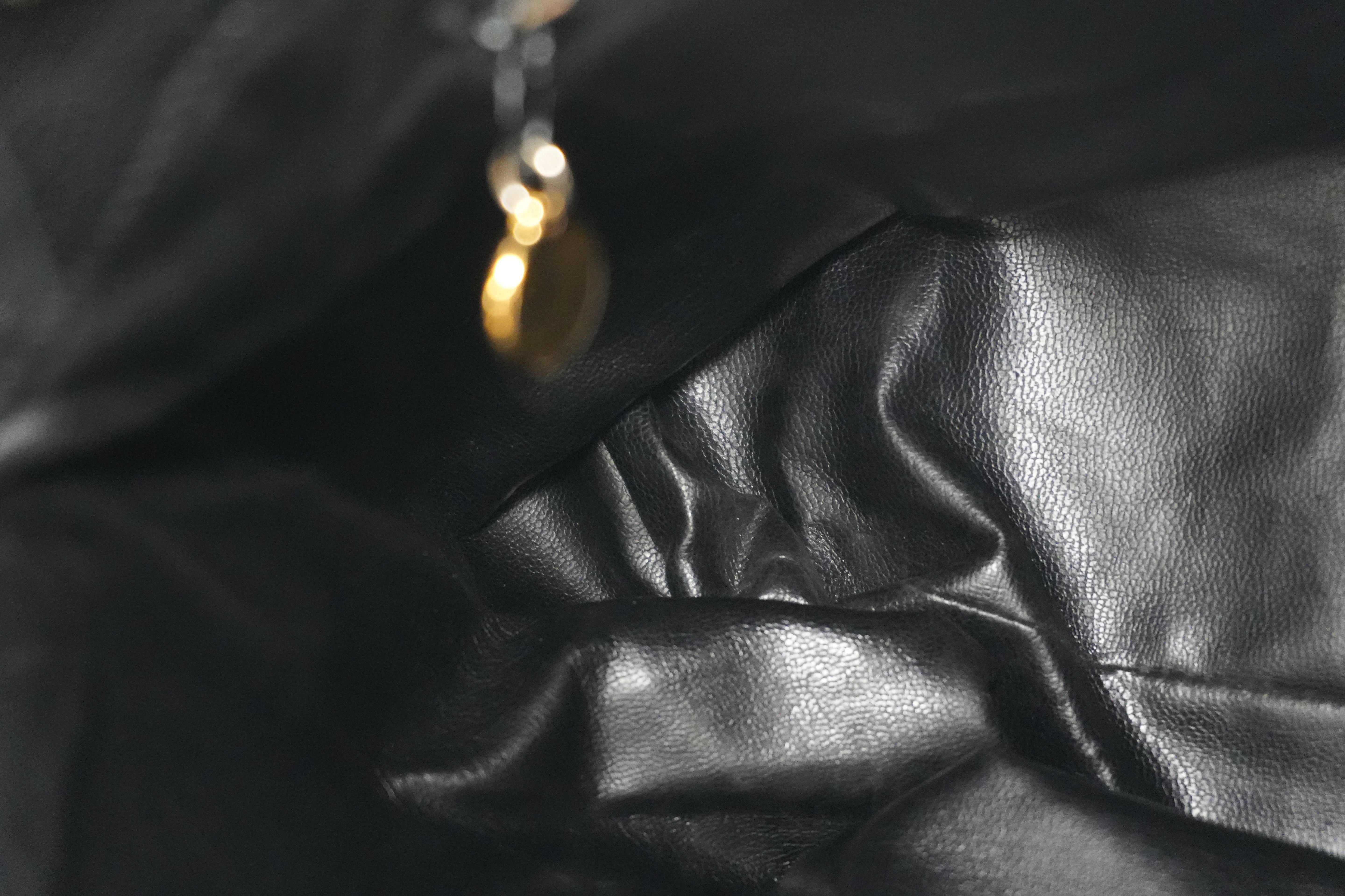 Pre-owned Chanel Caviar Skin Chain Tote Bag Black