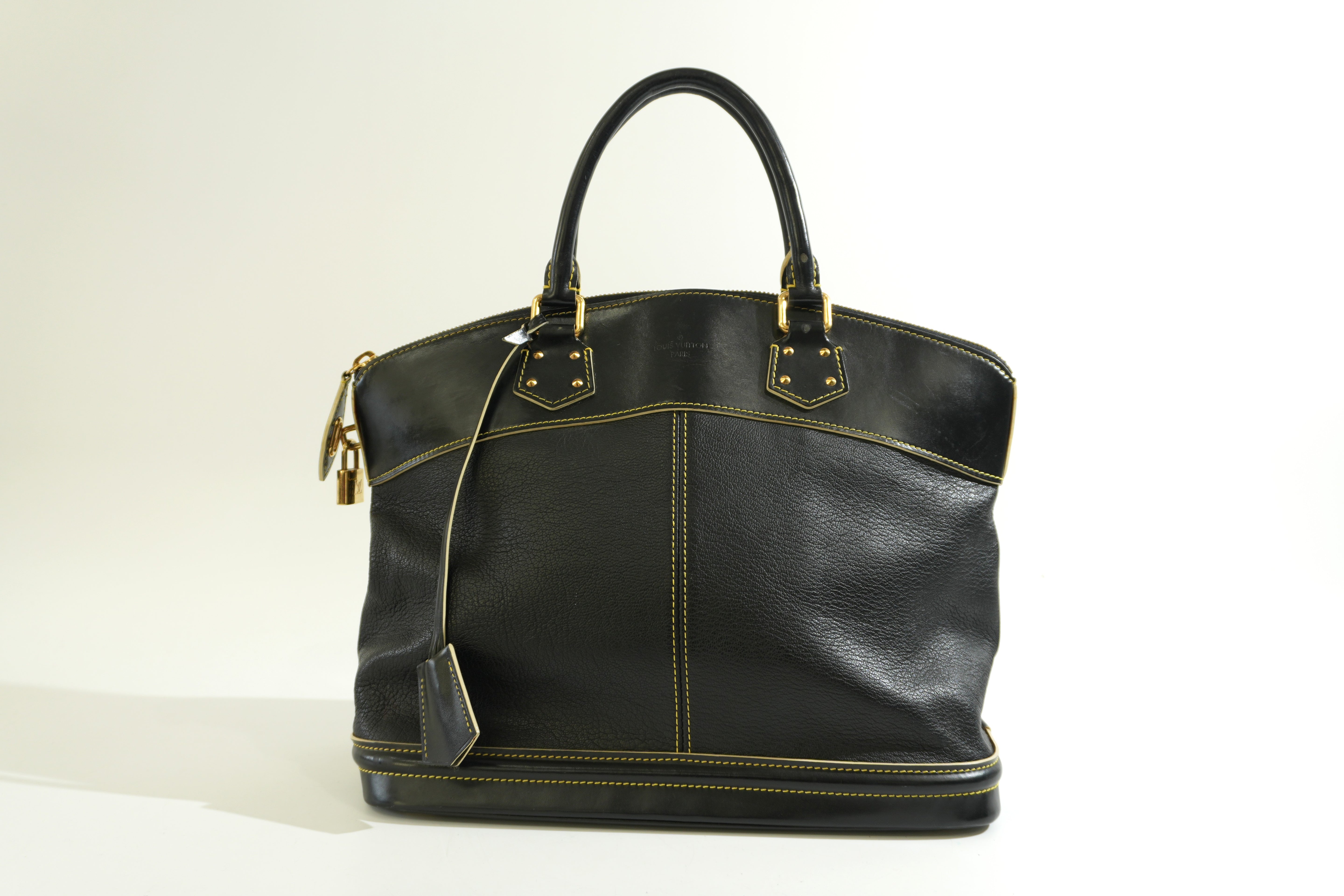 Pre-owned Louis Vuitton Lock It Suhali Handbag Black