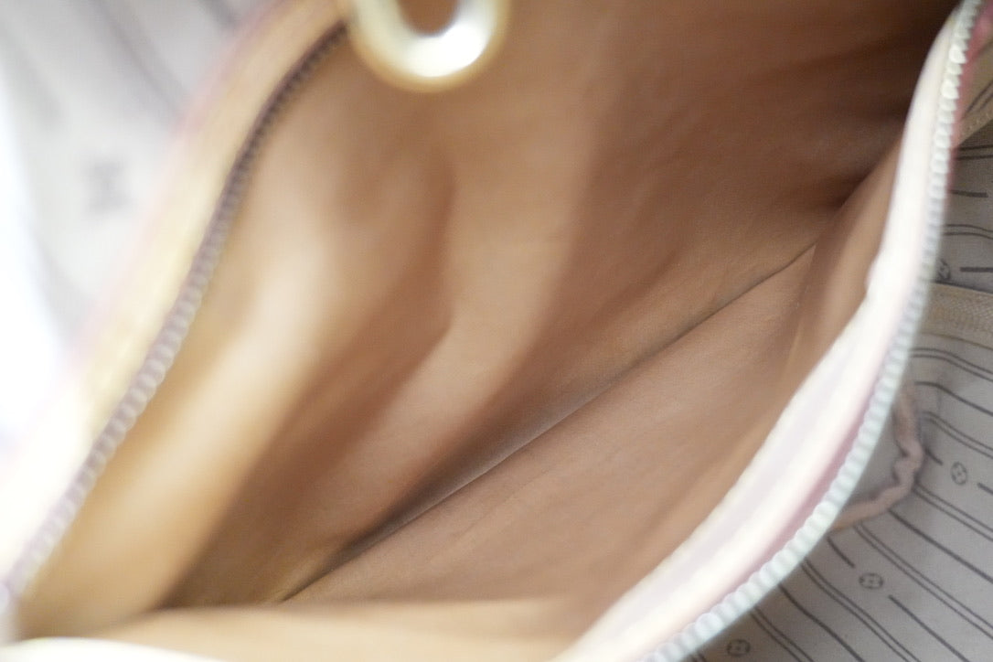 Pre-owned Louis Vuitton Monogram Neverfull MM Tote Bag