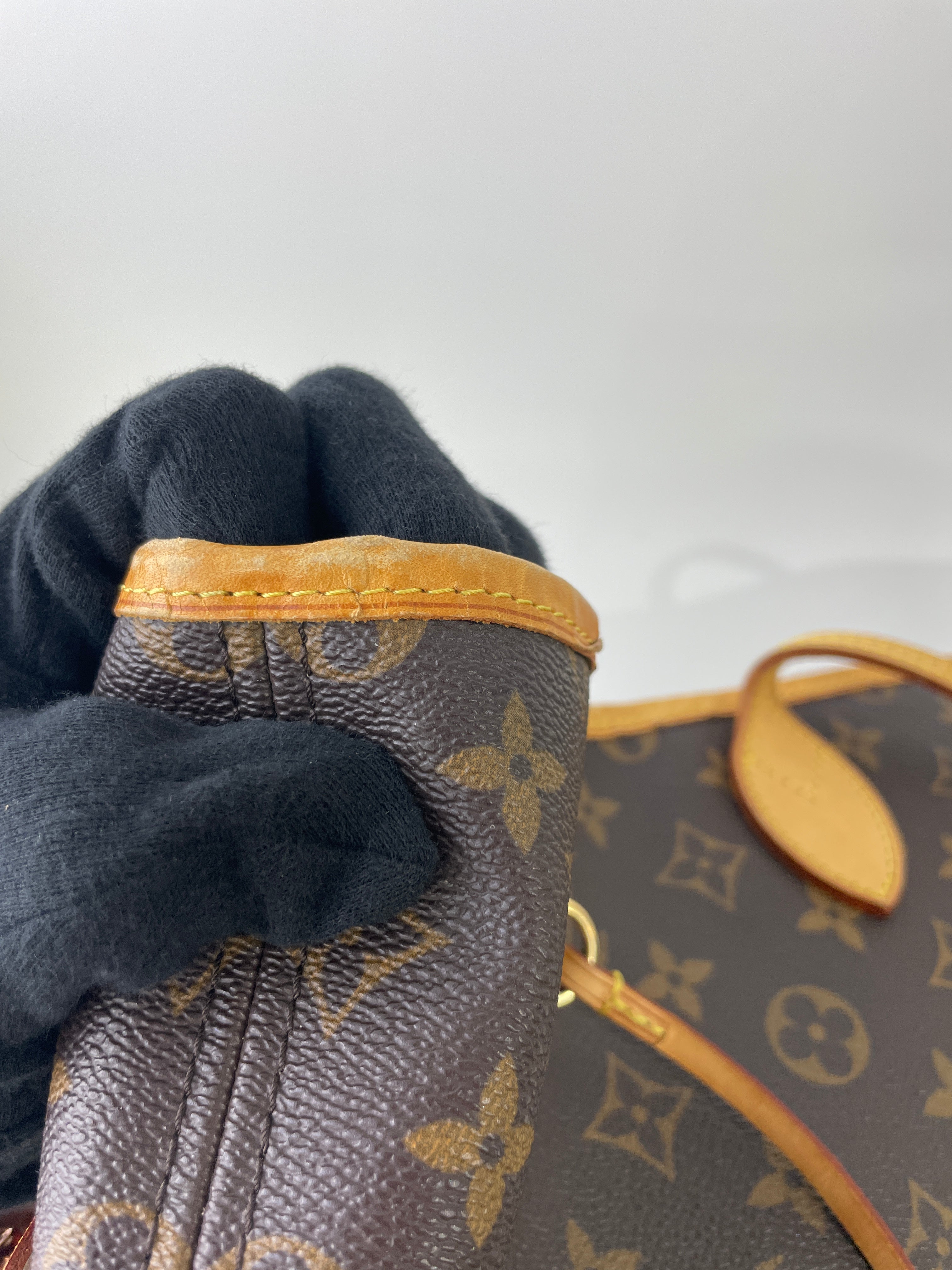 Louis Vuitton Monogram Neverfull GM Tote Bag Used