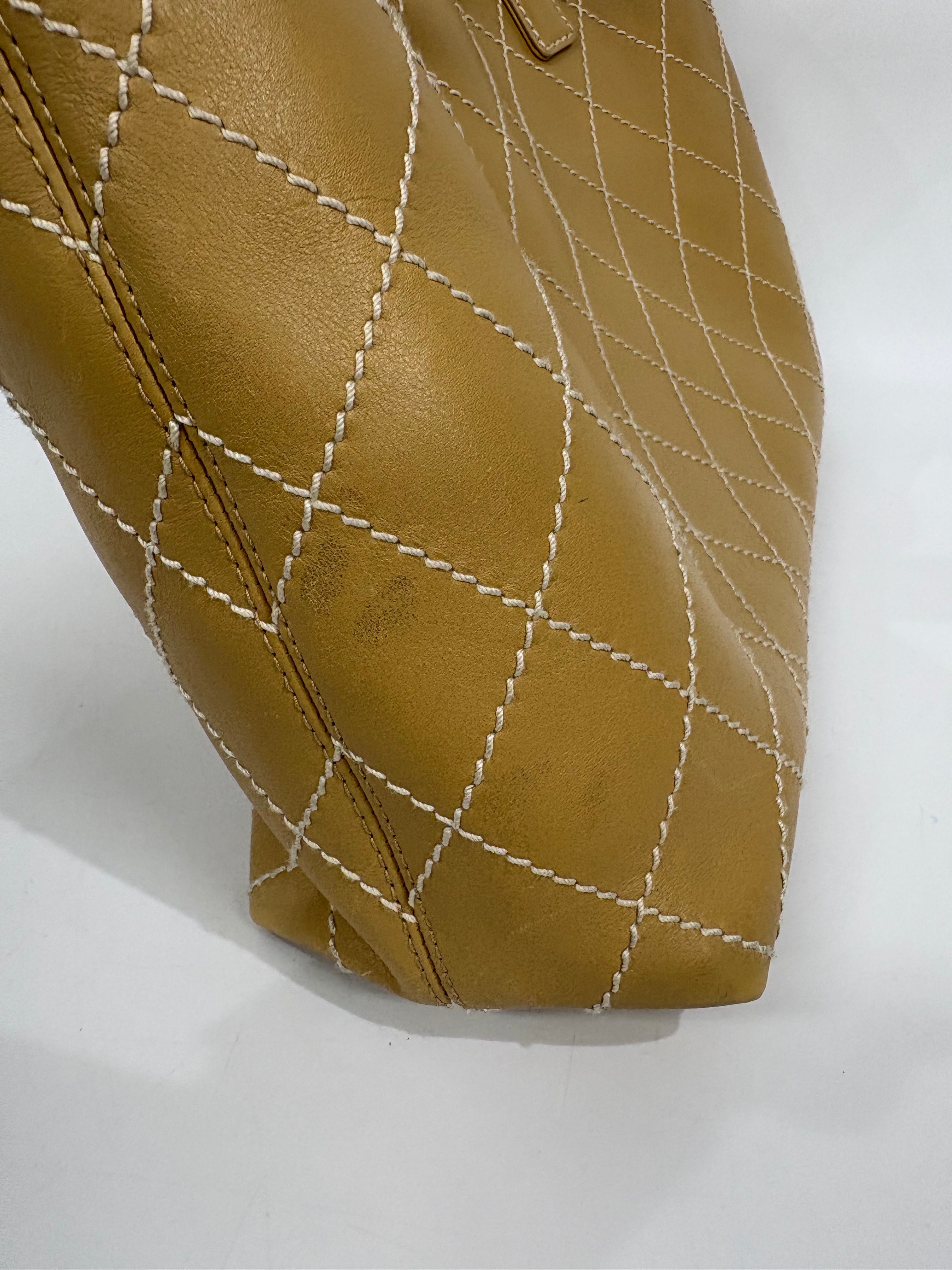 Pre-owned Chanel Wild Stitch Shoulder Bag Beige