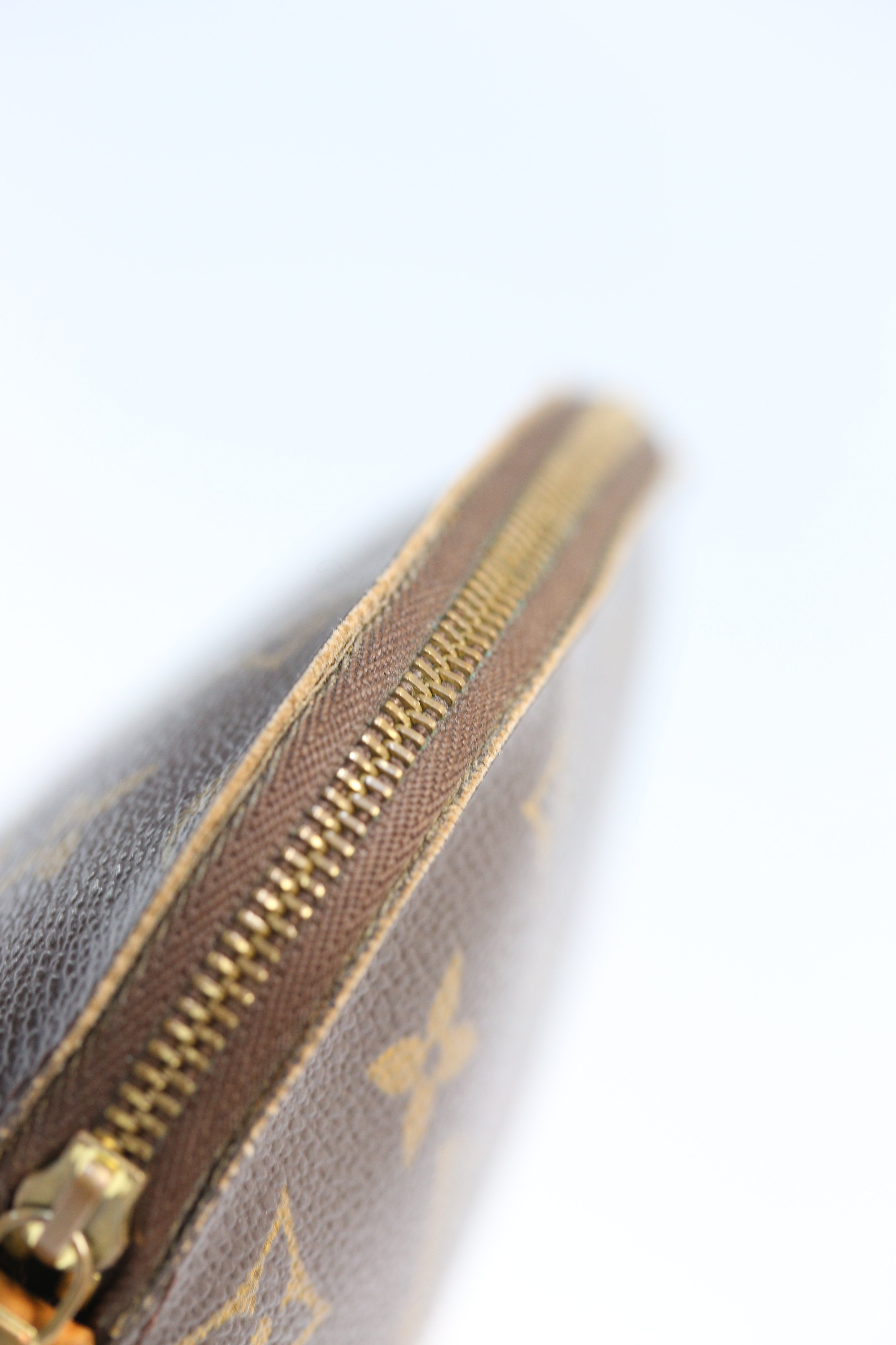 ルイヴィトン コスメポーチ PM 中古