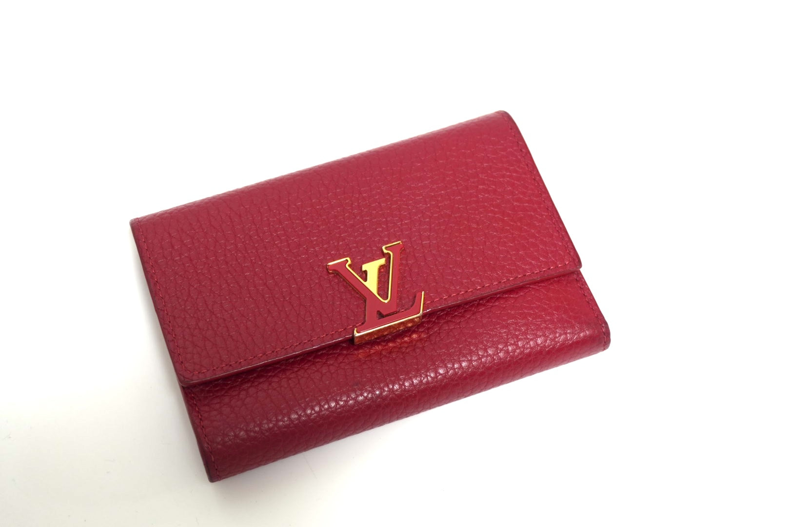 Louis Vuitton Capucine Compact Wallet Used