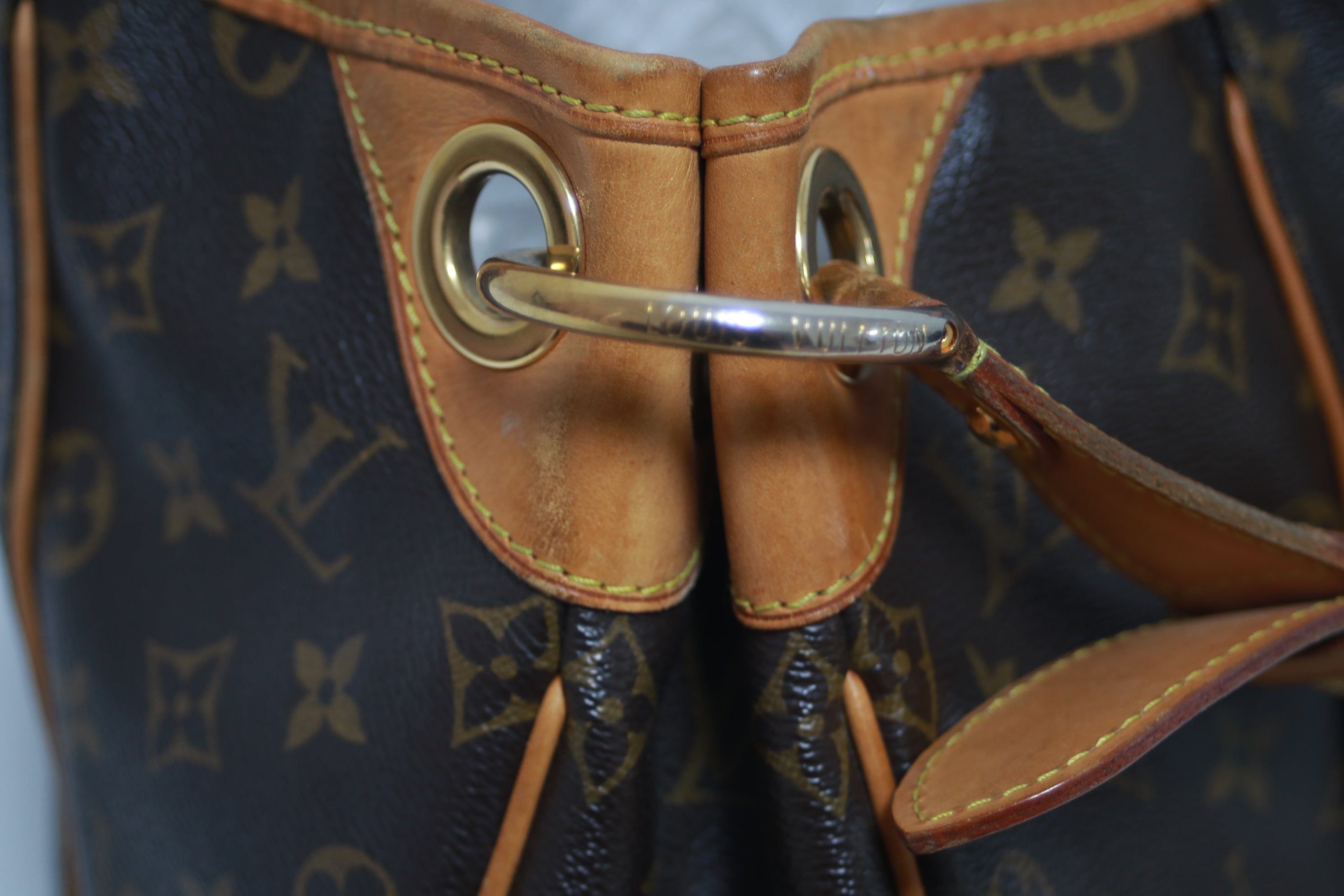 Louis Vuitton Galliera PM Hobo Bag Used