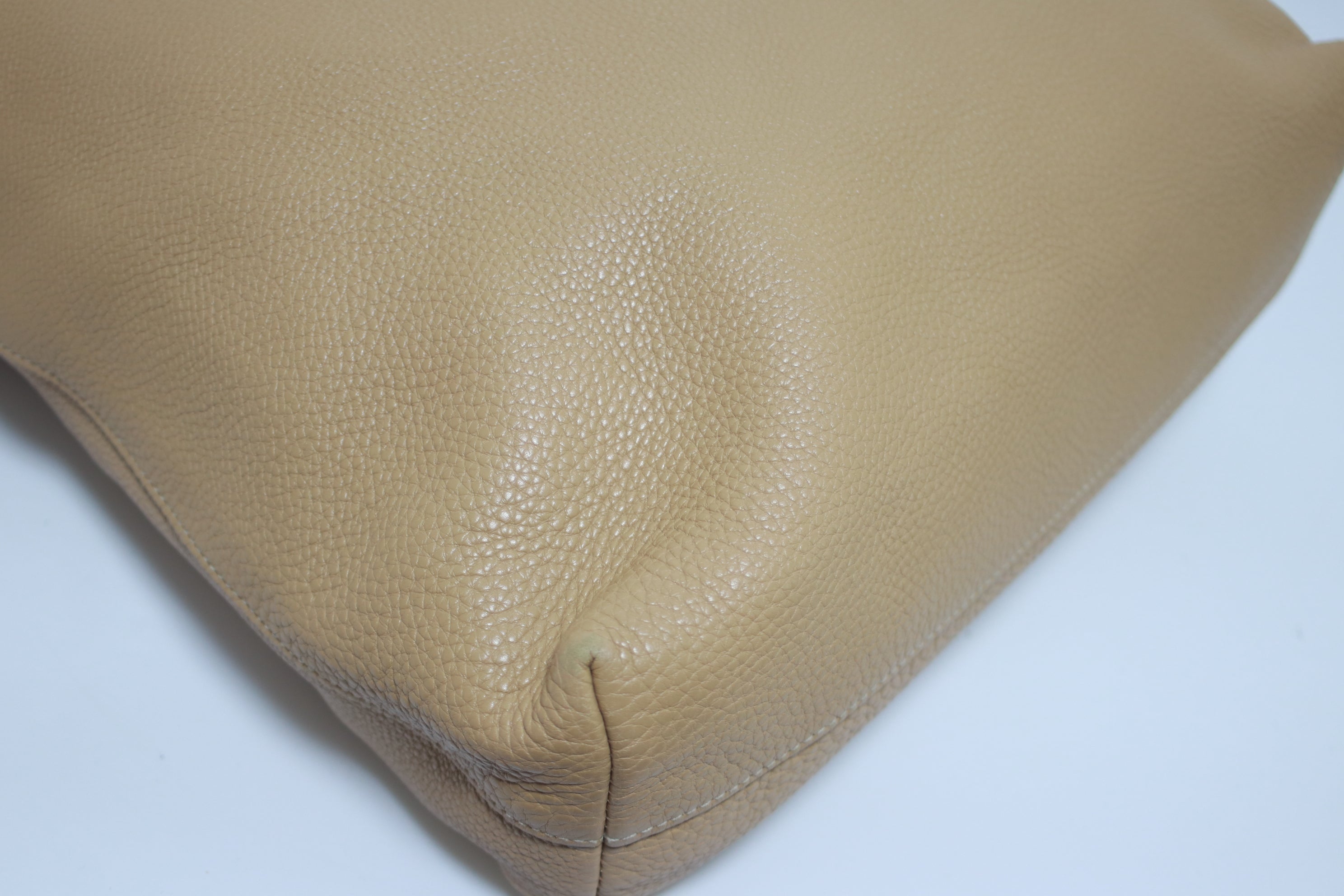 Borsa Prada Vitello Daino in pelle bidirezionale usata