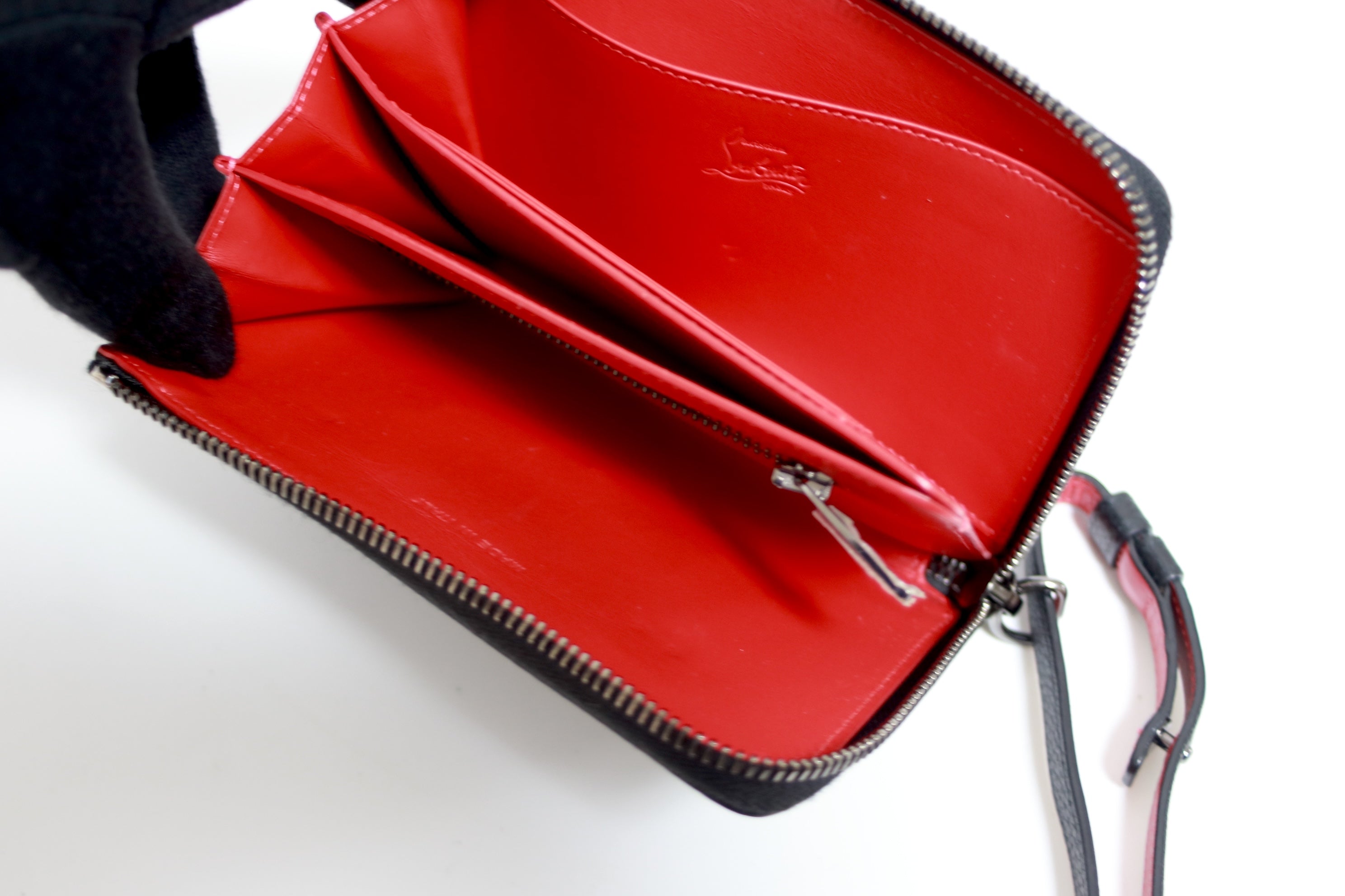 クリスチャン ルブタン リスト コンパクト ウォレット 中古