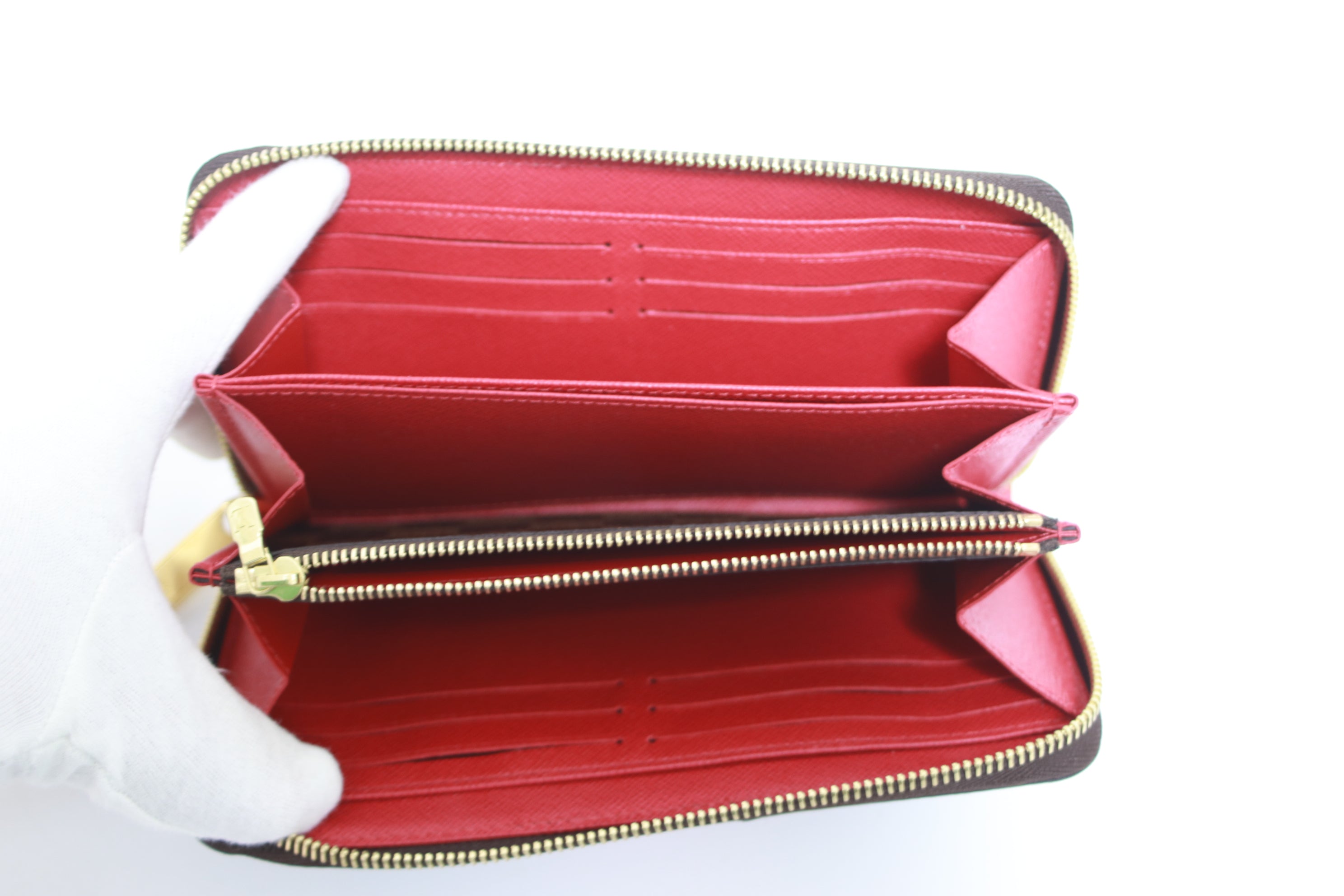 ルイヴィトン カラコルム 限定版 財布 中古