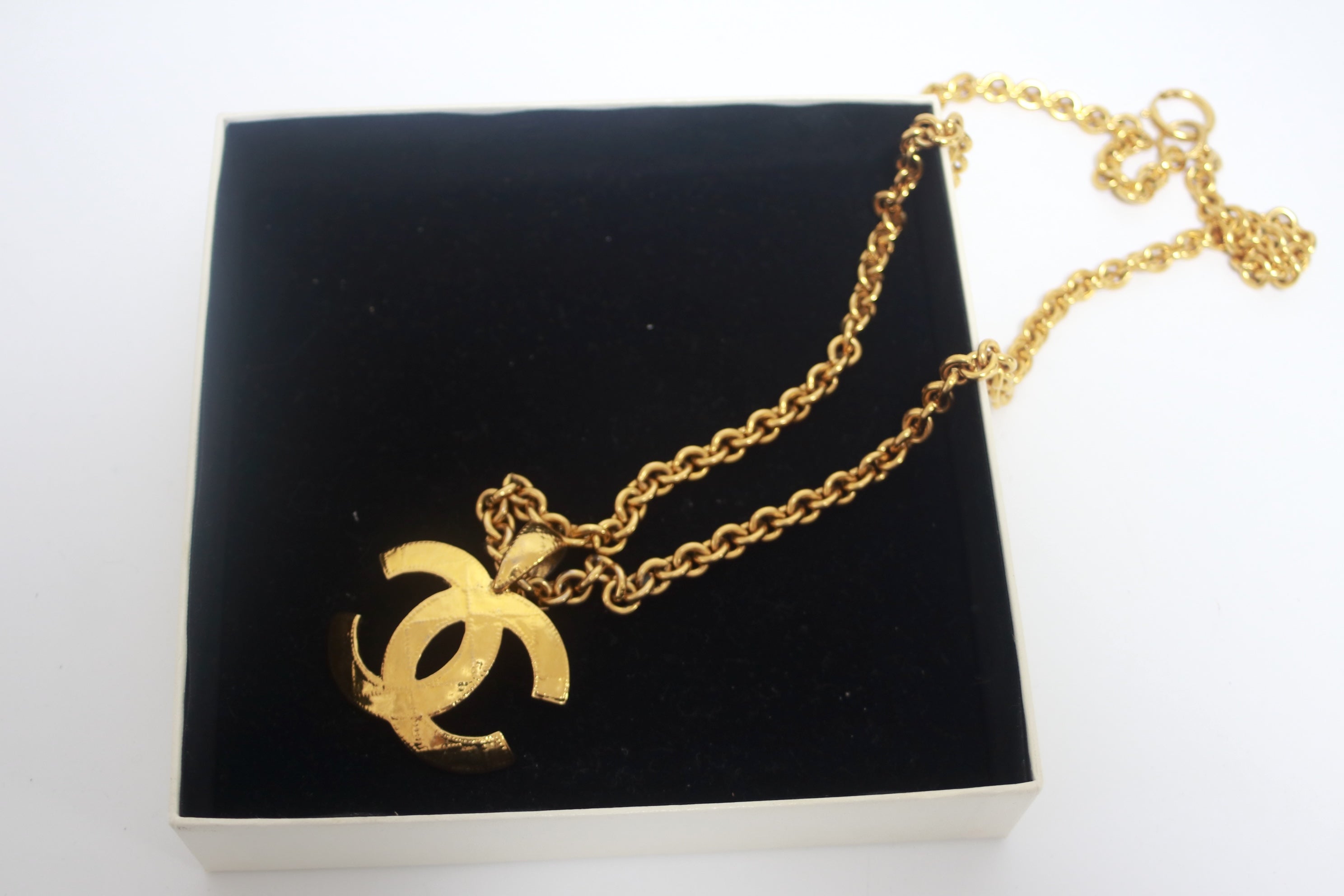 Chanel Vintage Gold Plated Necklace
