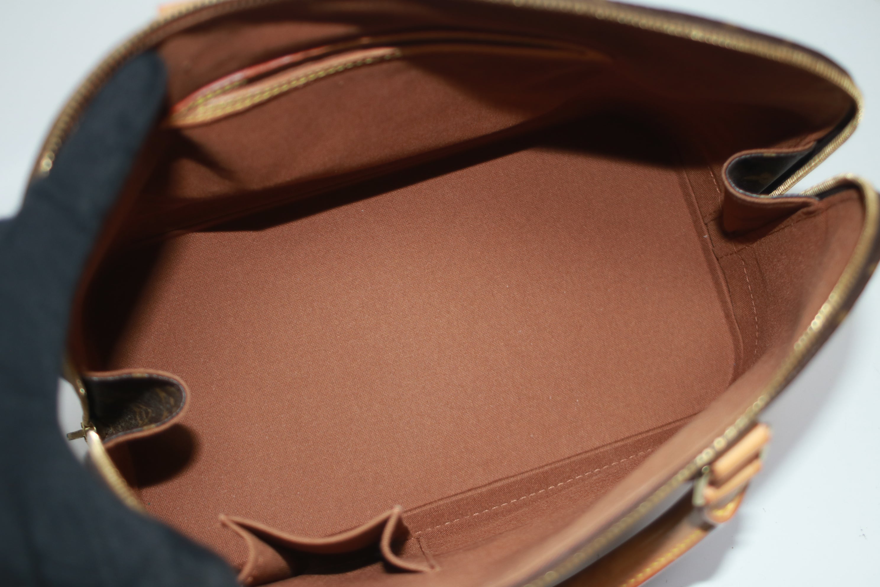 ルイヴィトン アルマ PM ハンドバッグ 中古