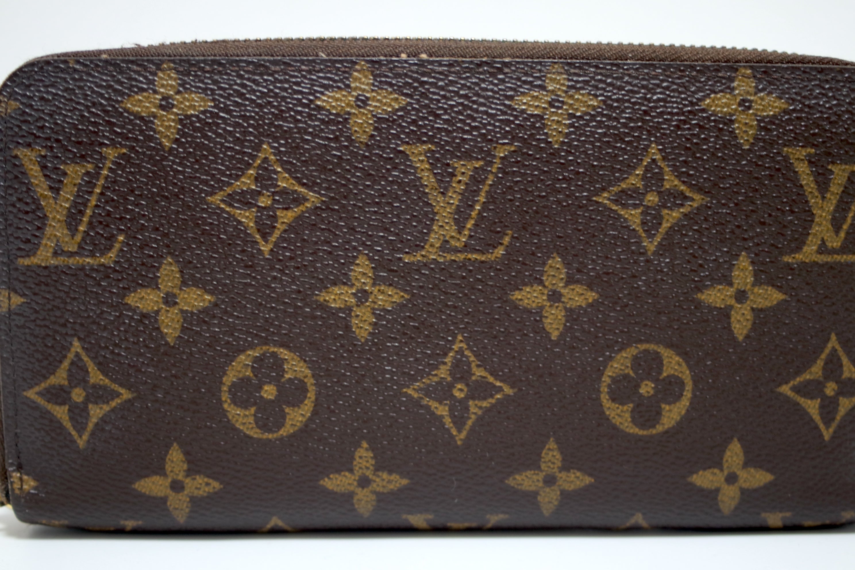 Louis Vuitton Zippy Long Wallet Used