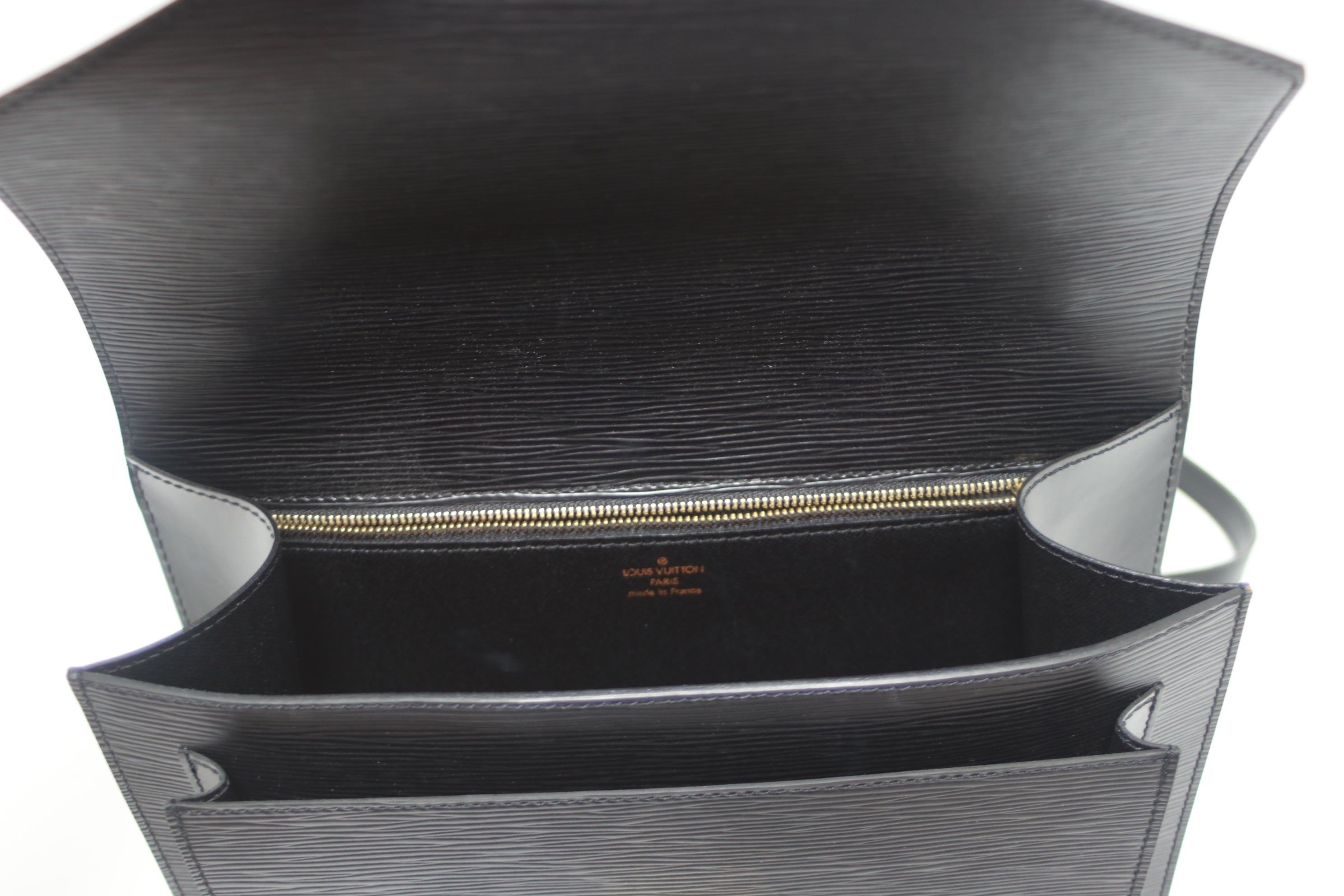 Louis Vuitton Monceau Epi Black Handbag Used