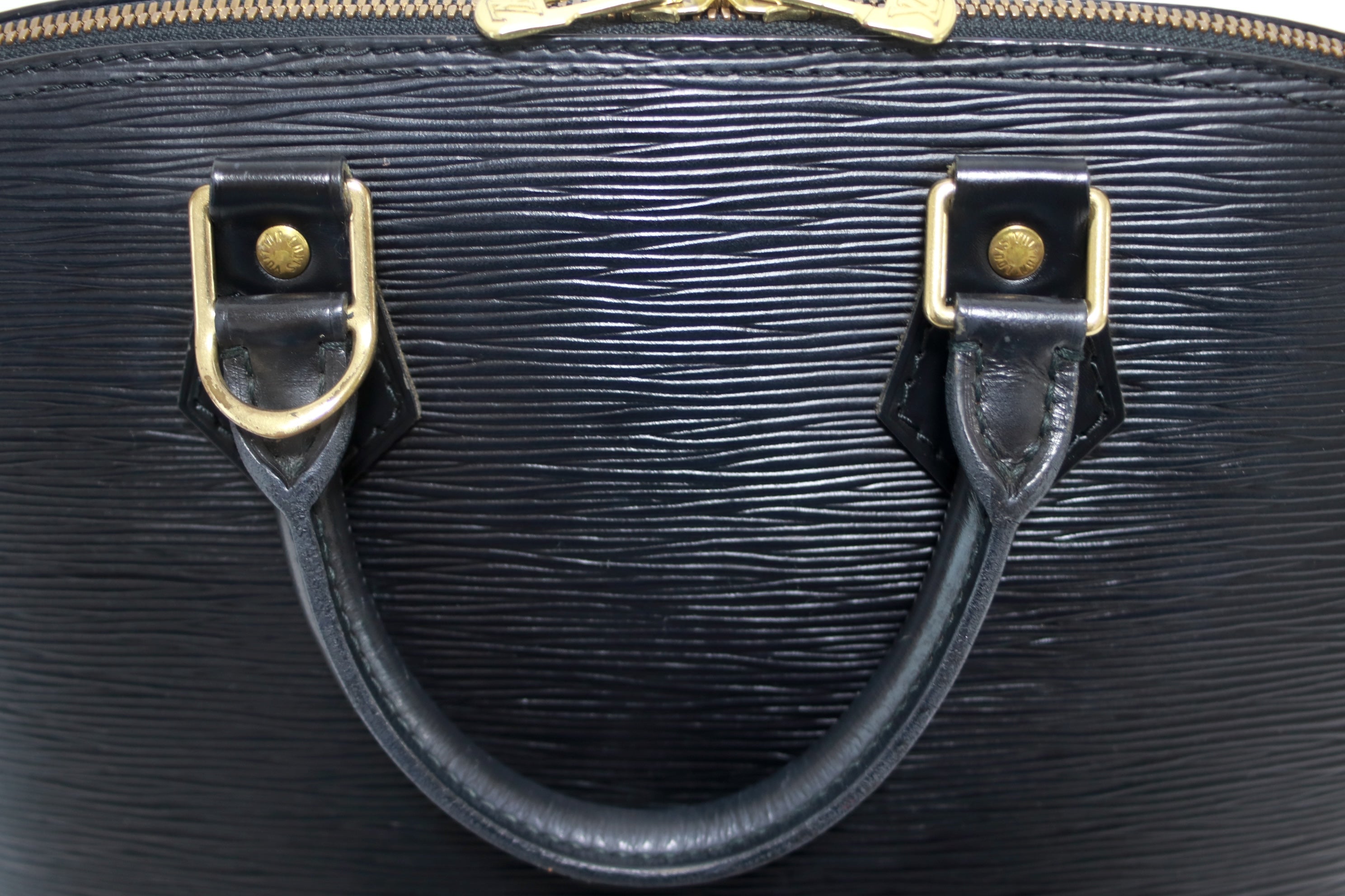 ルイヴィトン アルマ PM エピ ブラック 中古