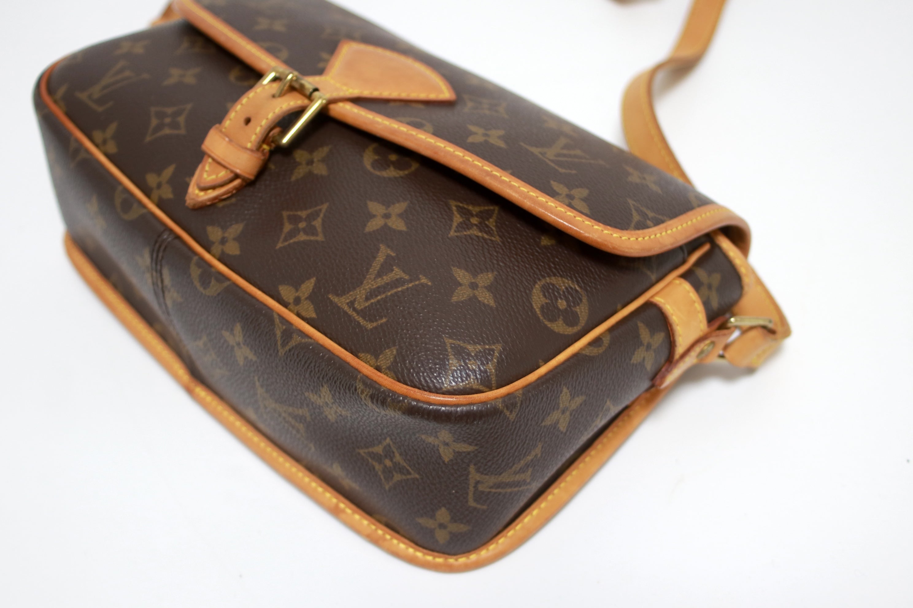 Louis Vuitton Sologne Shoulder Bag Used