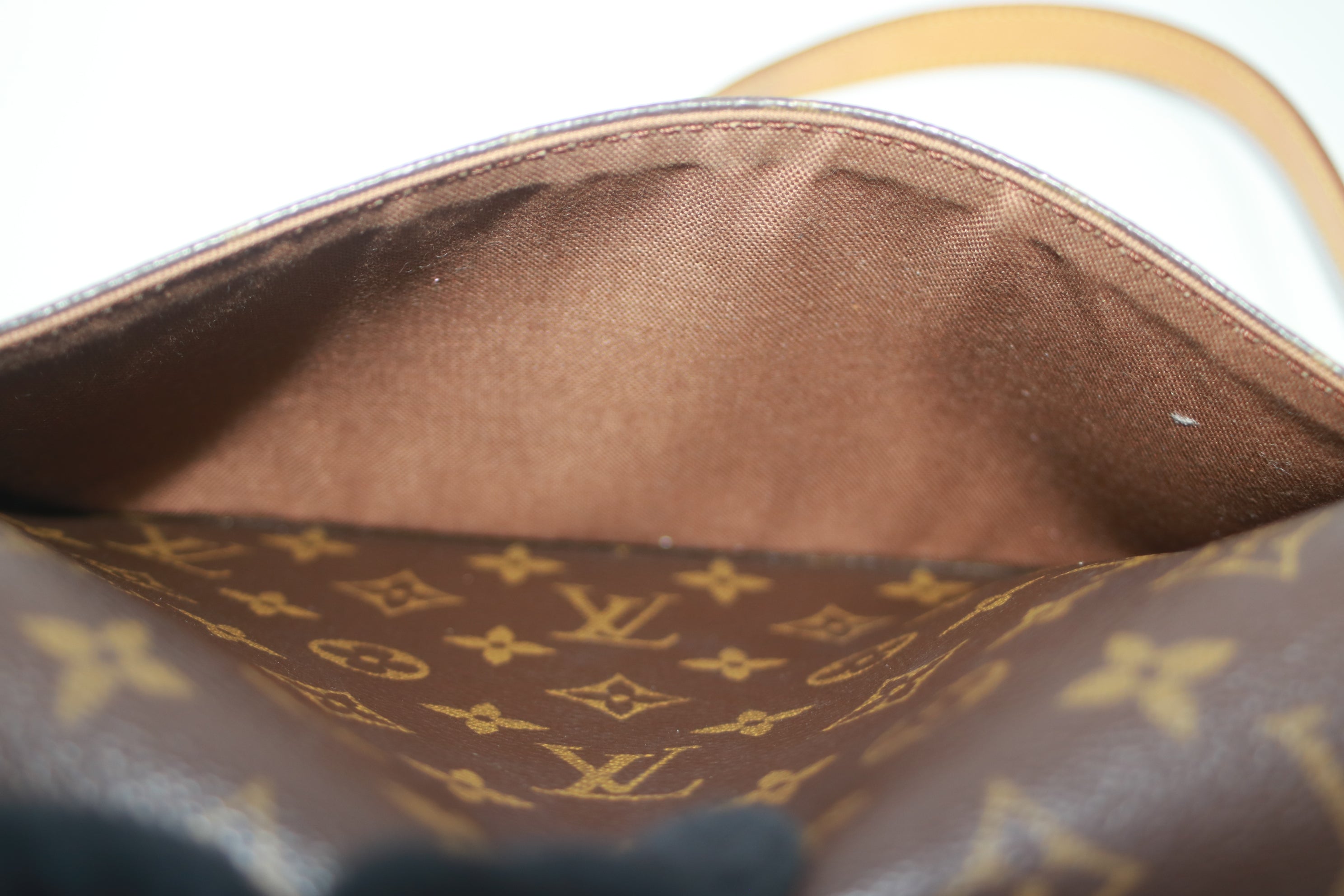 Louis Vuitton Sologne Shoulder Bag Used