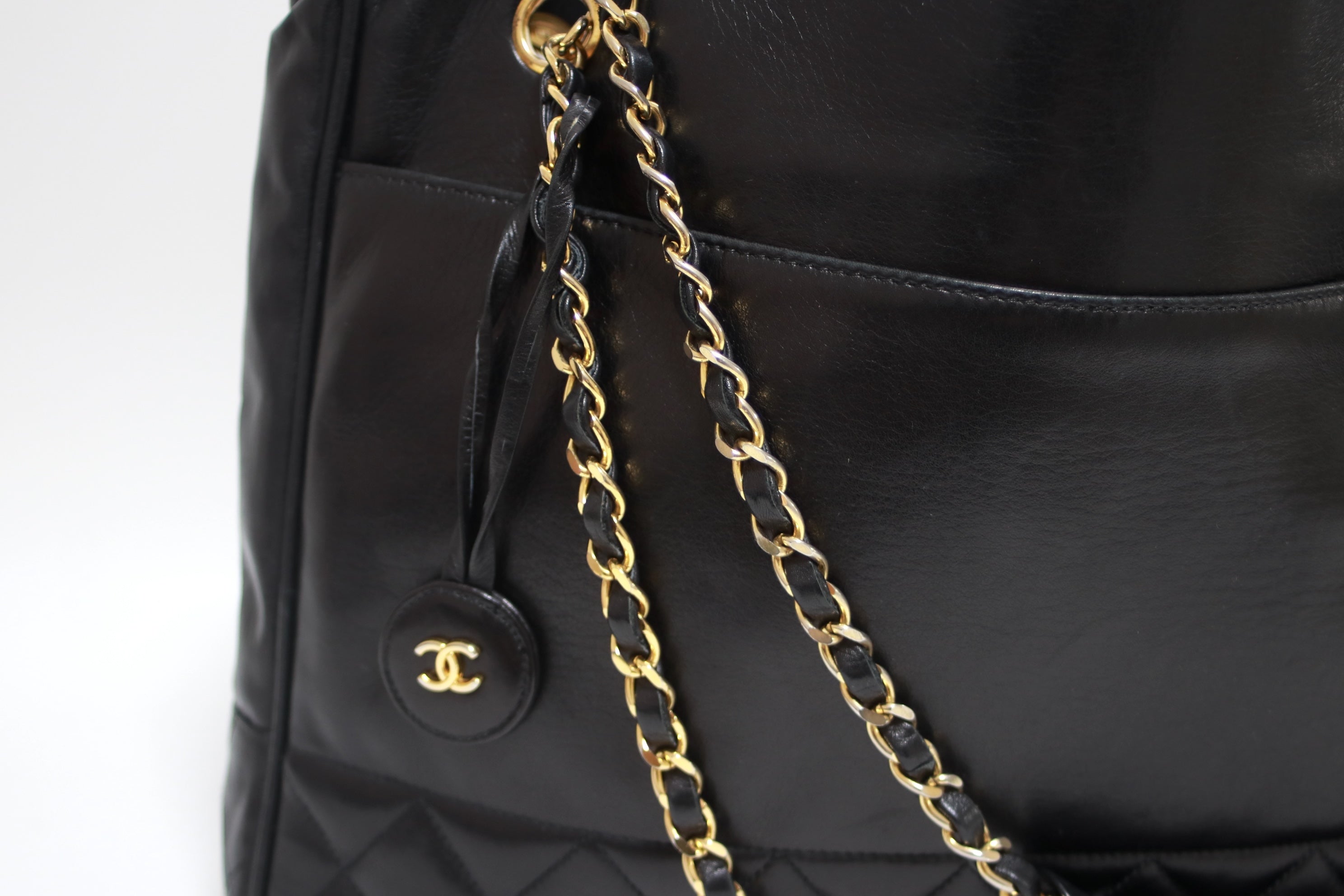 Chanel Vintage Chain Shoulder Bag