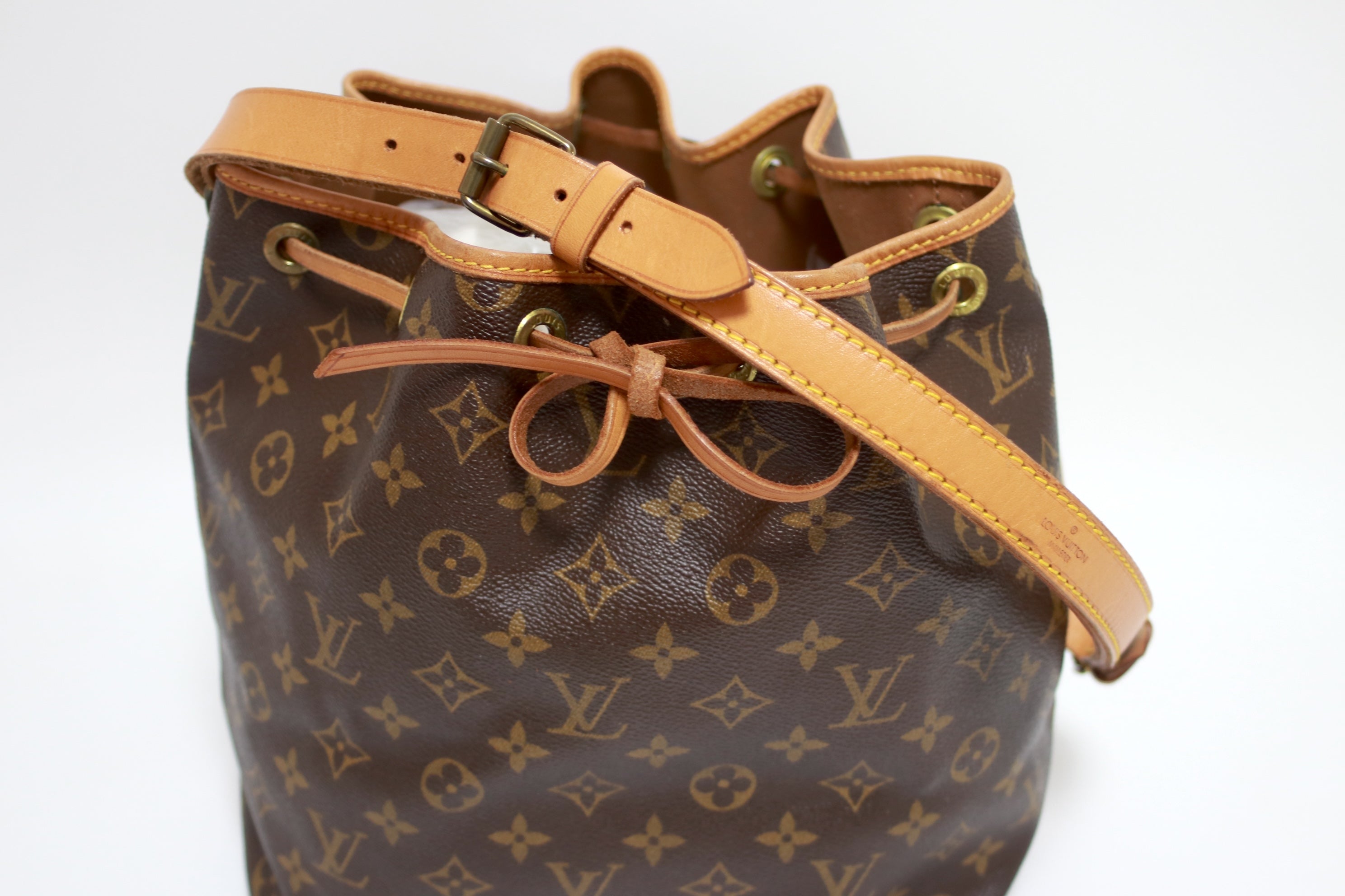 Louis Vuitton Noe Pm Bucket Shoulder Bag Used
