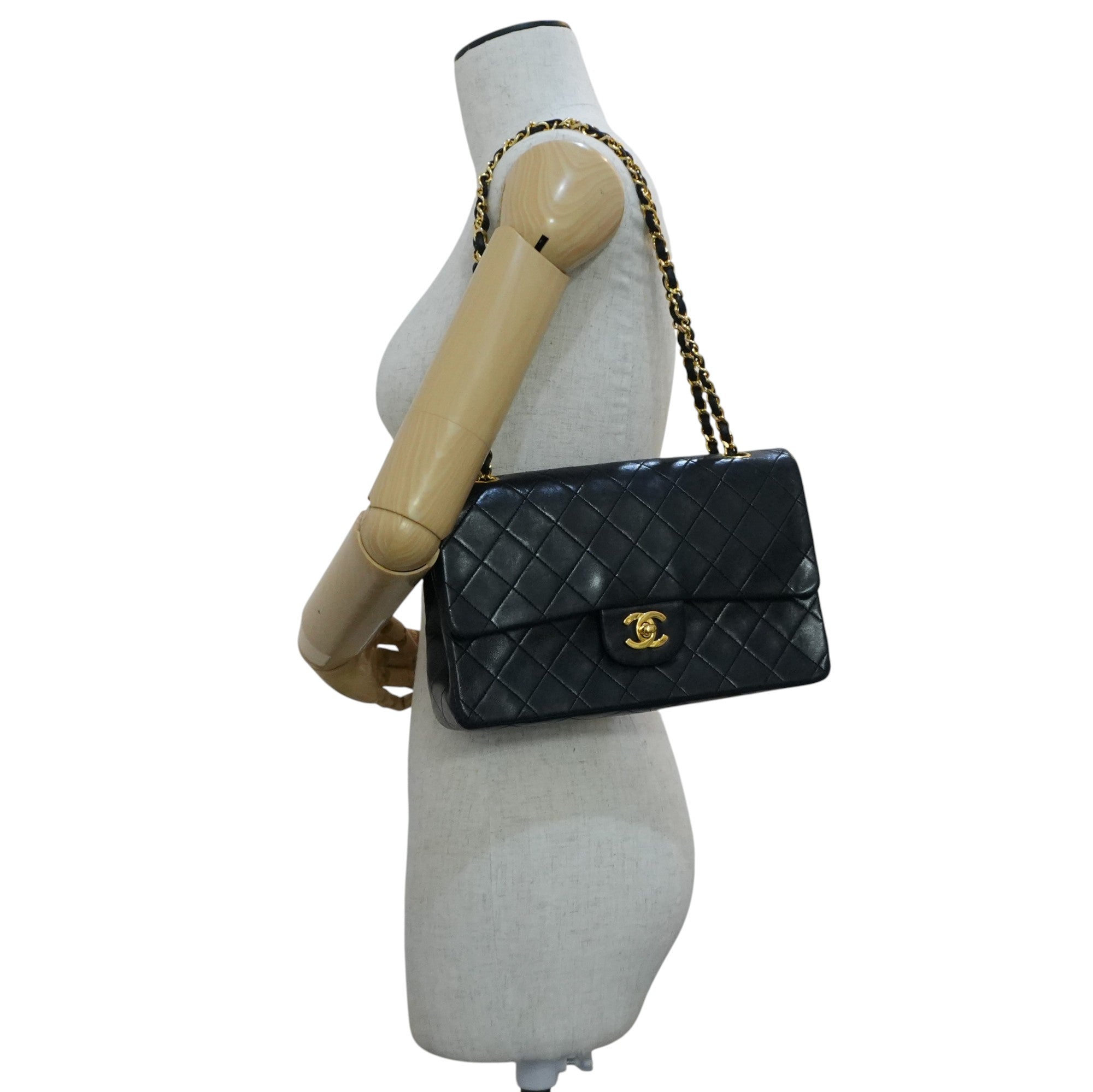 Pre-owned Chanel Lambskin Leather Double Flap Chain Shoulder Bag Black