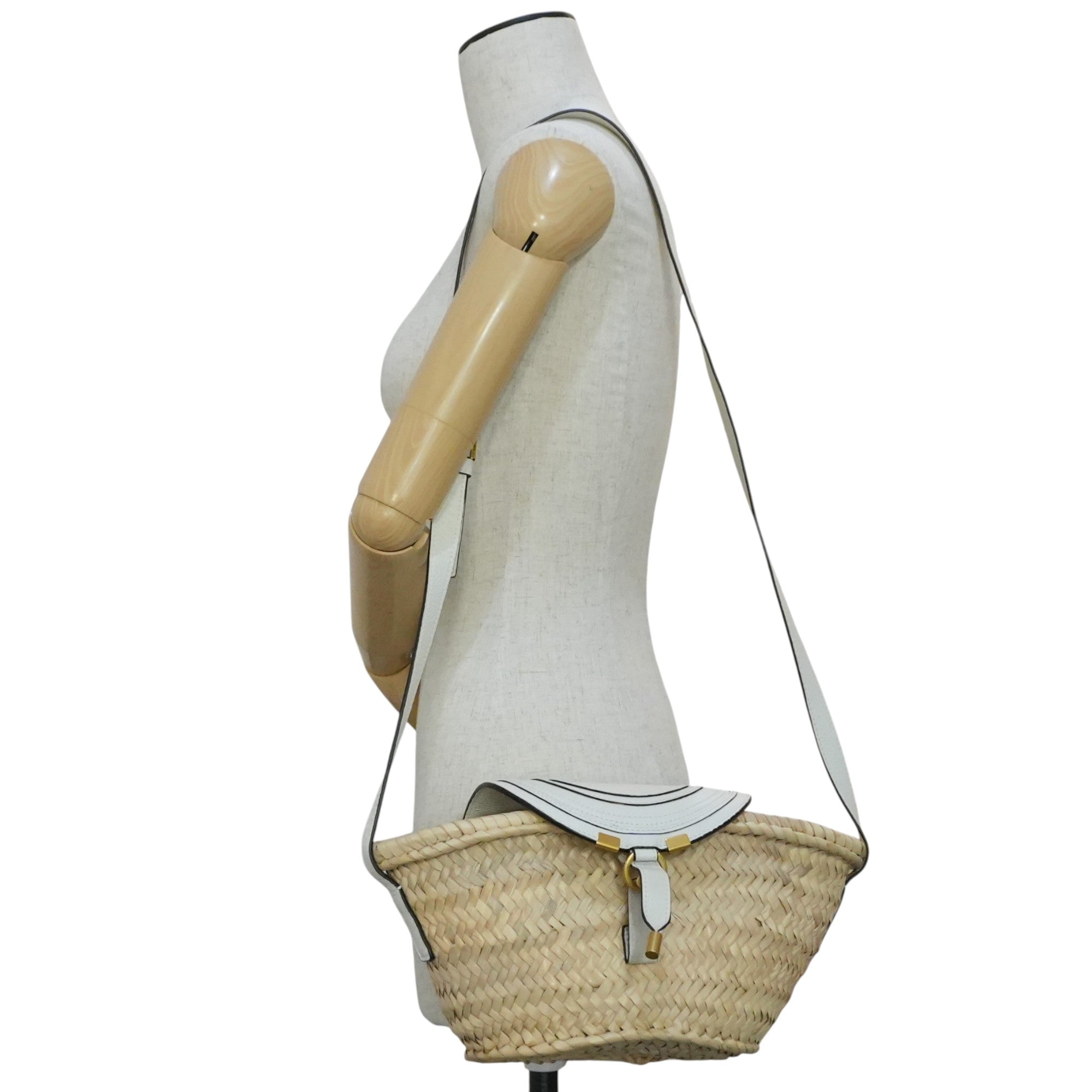 Pre-owned Chloe Raffia Shoulder Bag White