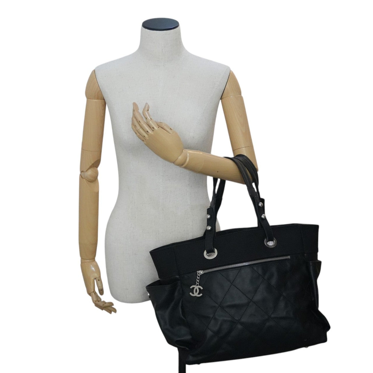Pre-owned Chanel Paris Biarritz Tote Bag Black