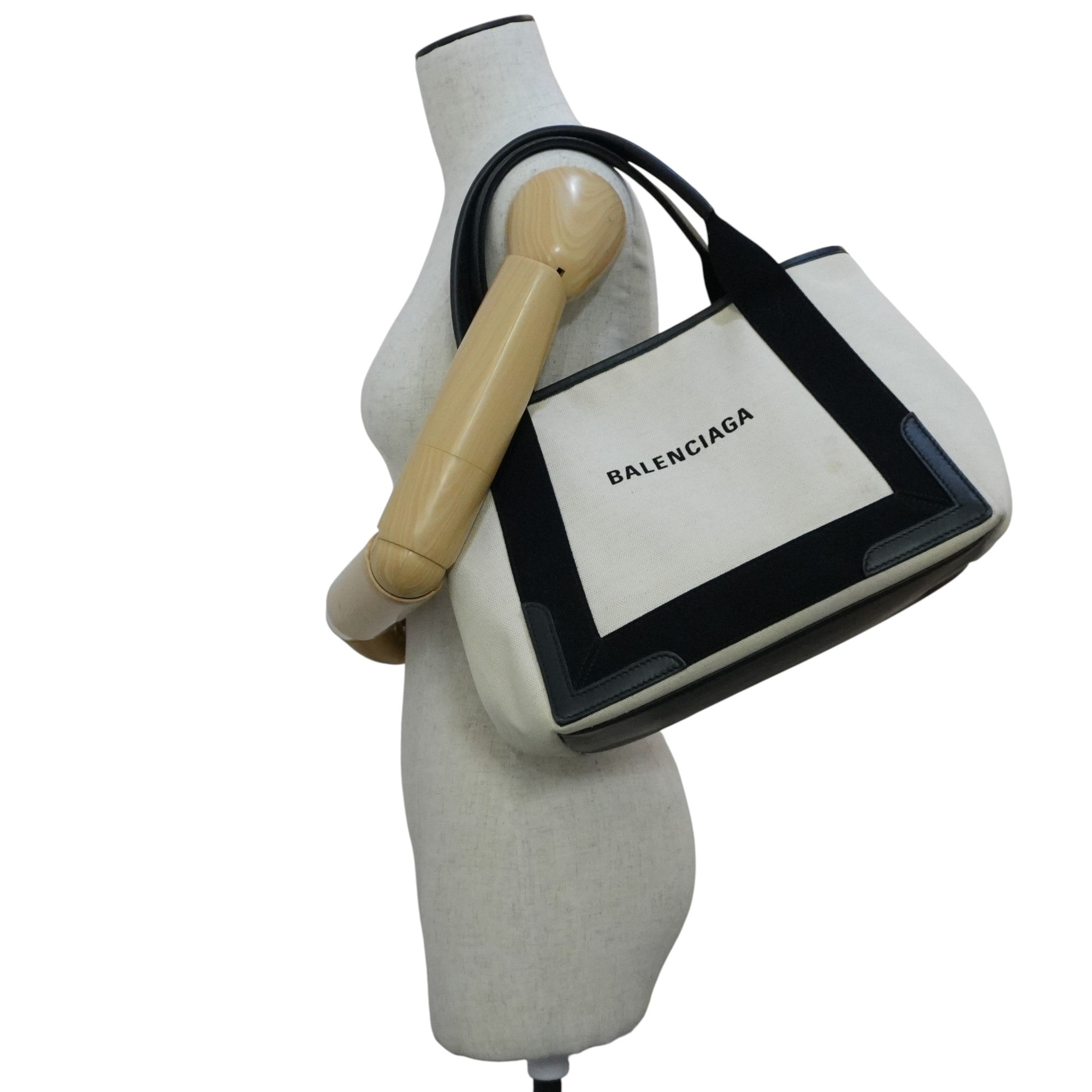 Pre-owned Balenciaga Navy Cabas Small Handbag Black and White