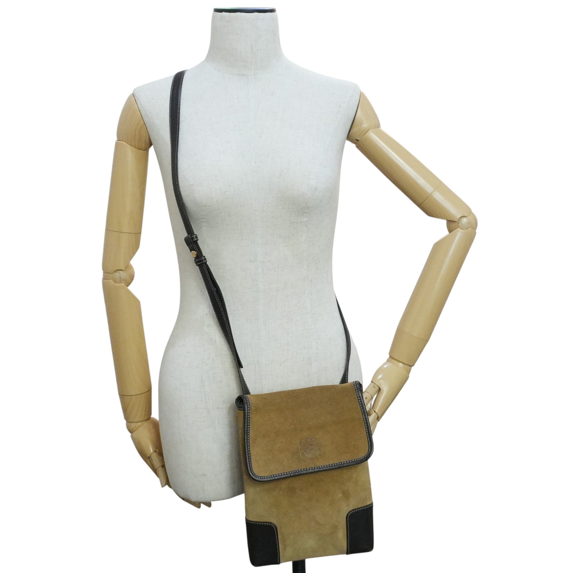 Pre-owned Loewe Suede Leather Shoulder Bag Brown