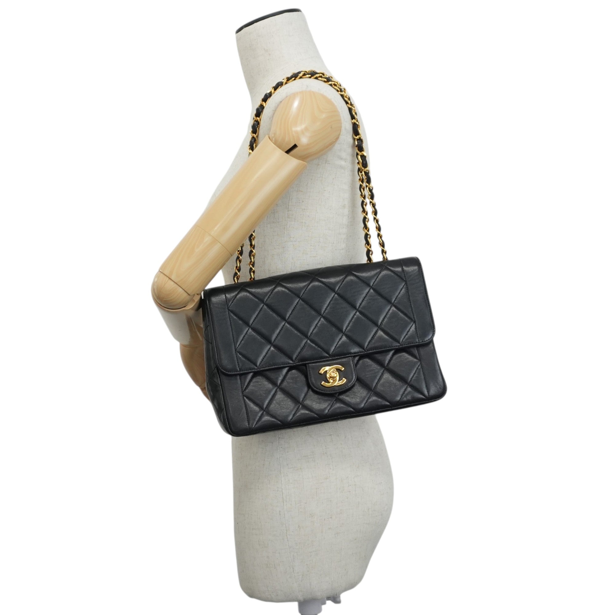 Chanel Lambskin Leather Single Flap Chain Shoulder Bag Black Used