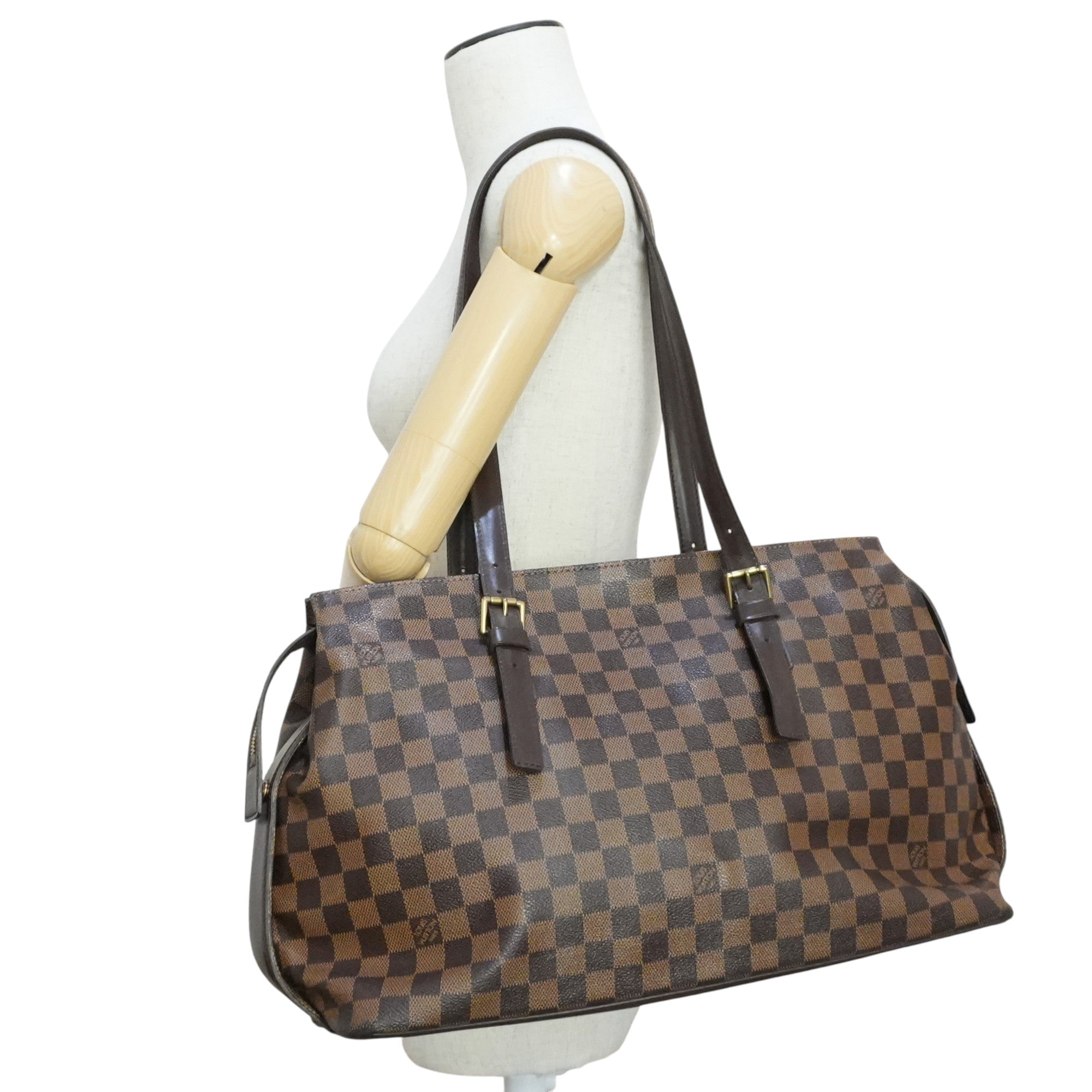Pre-Owned Louis Vuitton Damier Ebene Chelsea Tote Bag