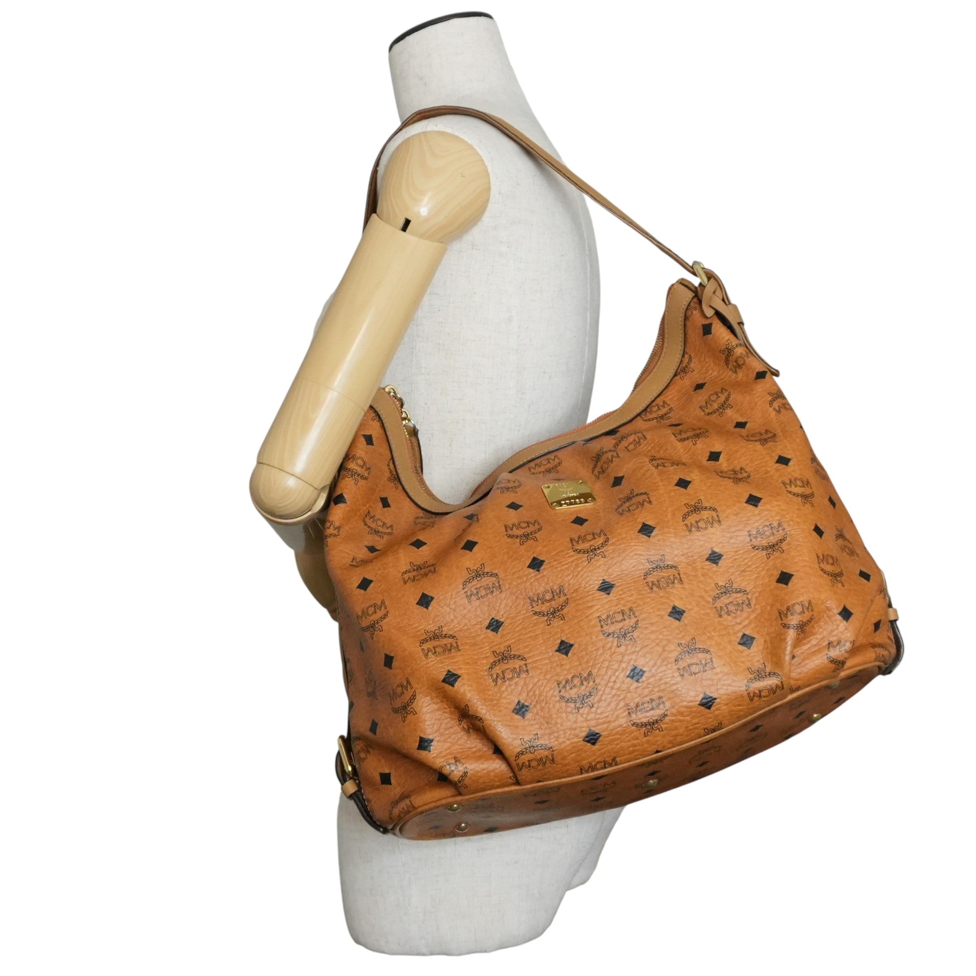 Pre-owned MCM Hobo Shoulder Bag Cognac